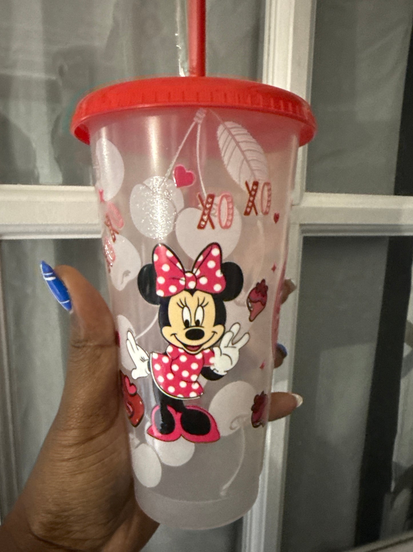 Plastic Color Changing Cups w/Straw