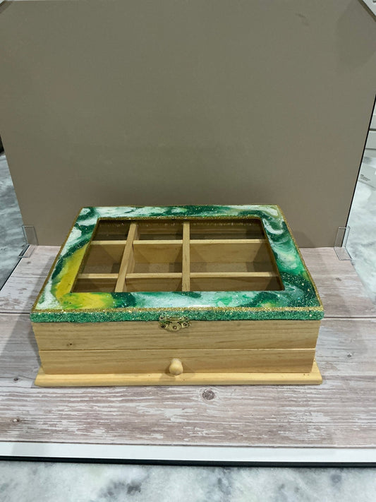 Raised rectangle jewelry box - Caprice Customz LLC